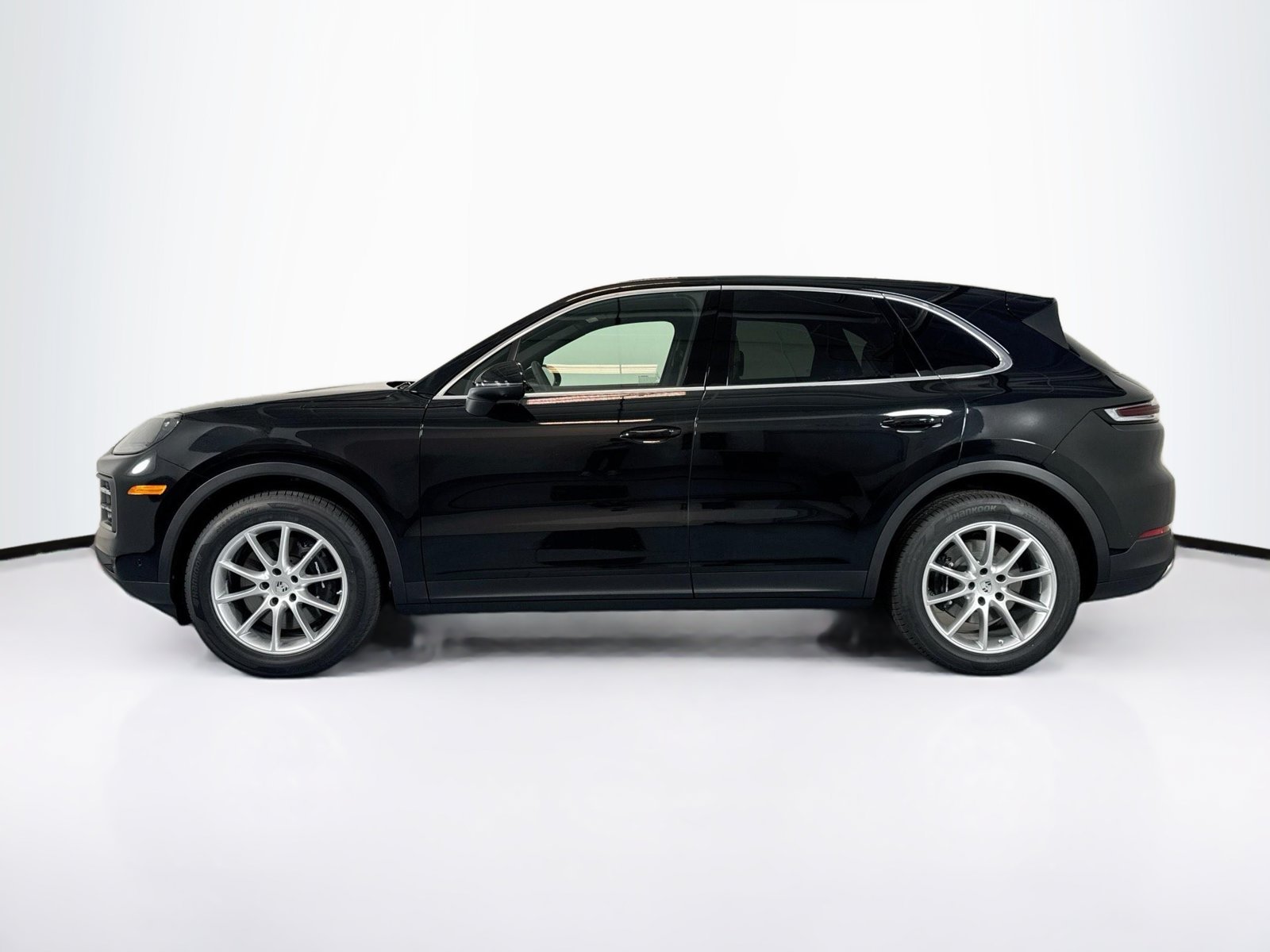 Used 2026 Chromite Black Metallic Porsche  image 2
