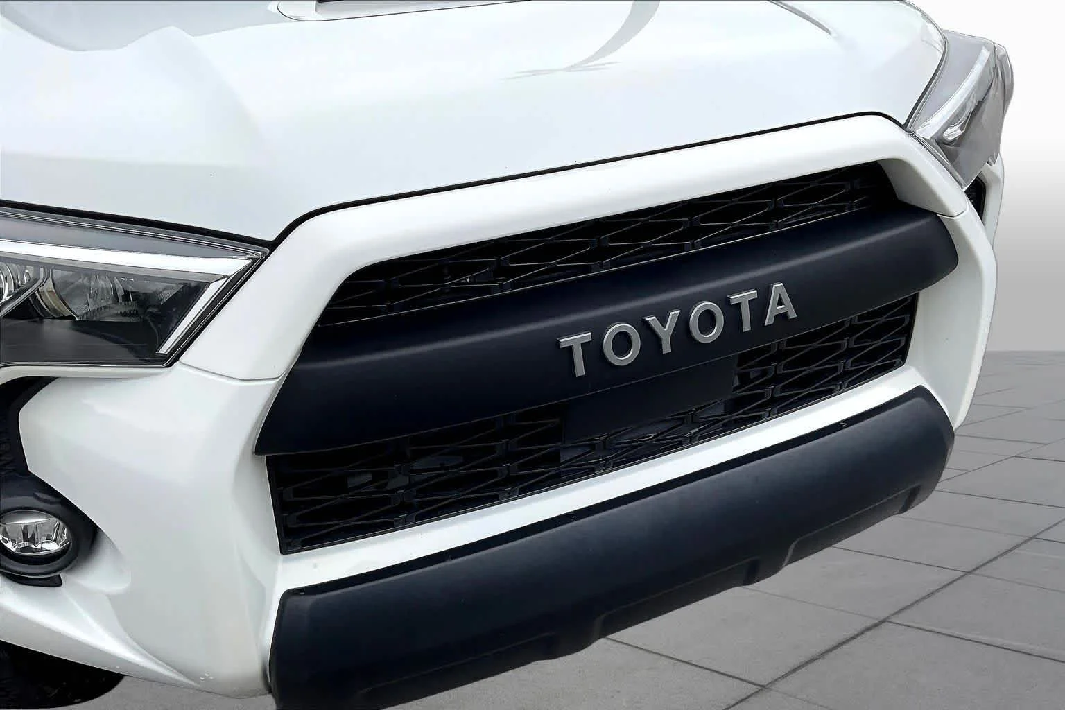 Used 2023 Ice Cap Toyota TRD Off Road Premium image 28