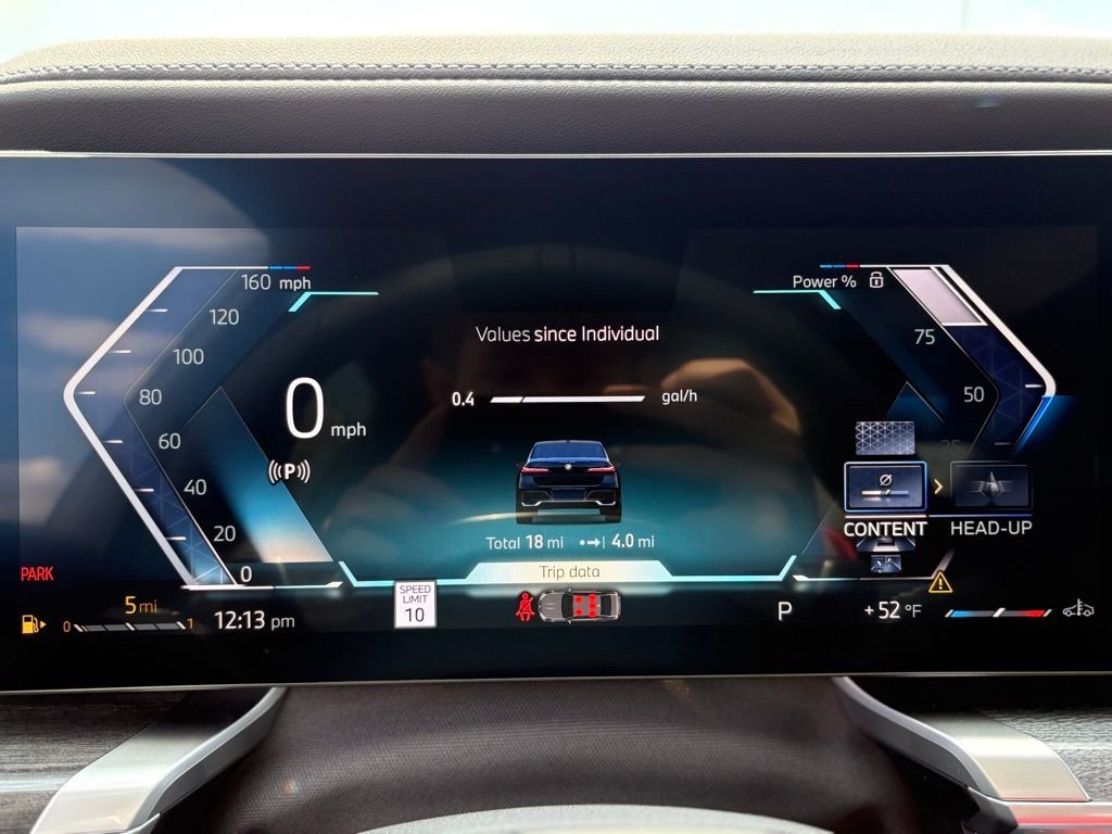 2025 BMW 7 Series 760i - Photo 28