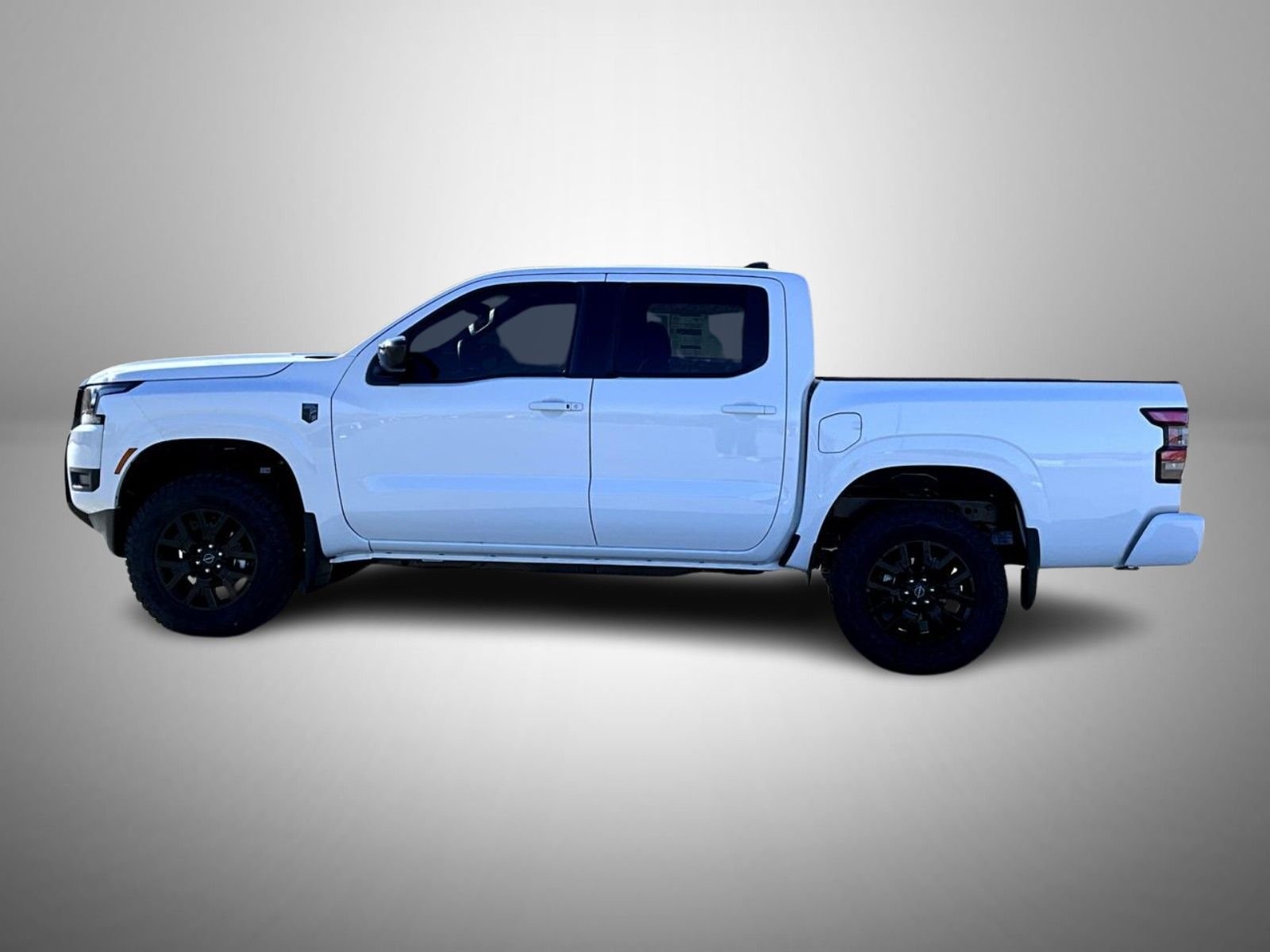 2026 Nissan Frontier SV - Photo 8