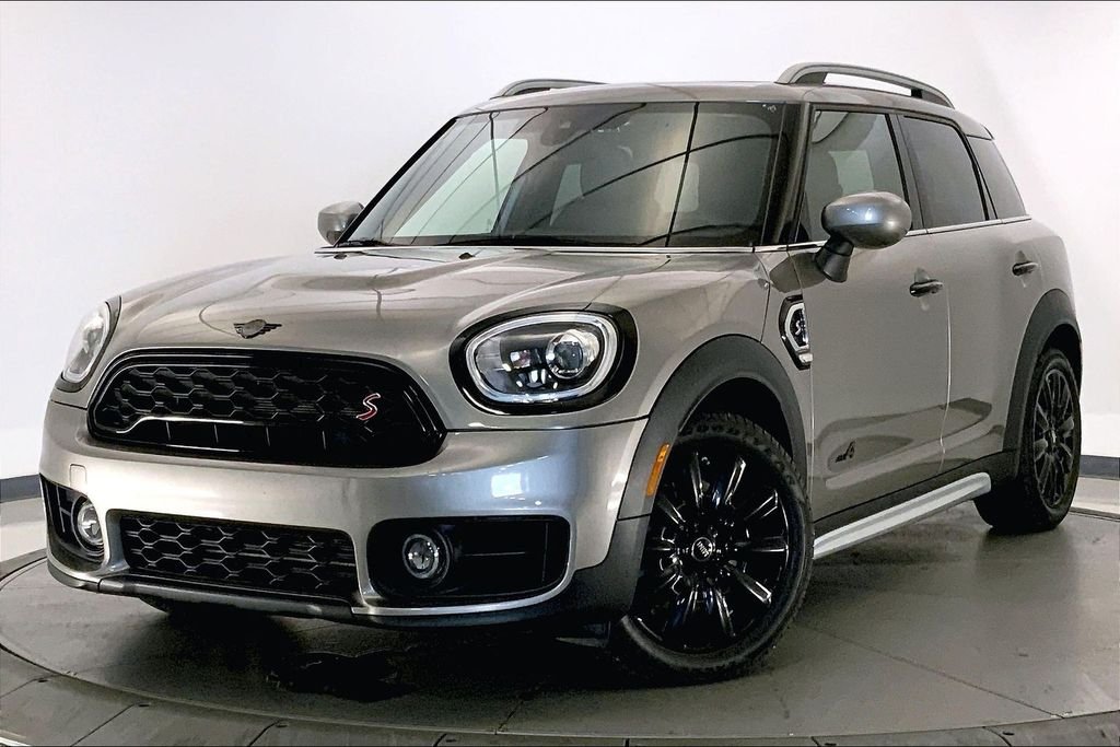 Used 2020 Melting Silver Metallic MINI Signature image 11