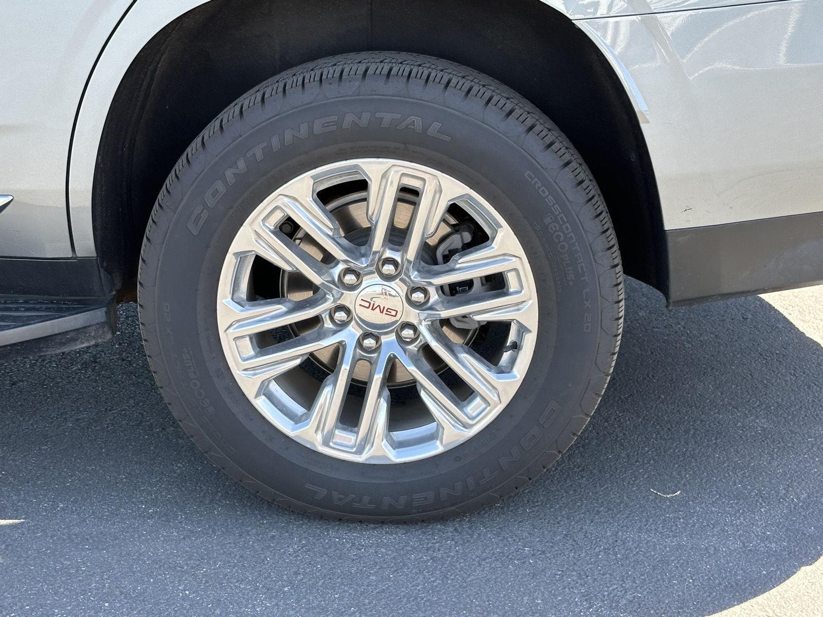 2023 GMC Yukon SLT - Photo 20