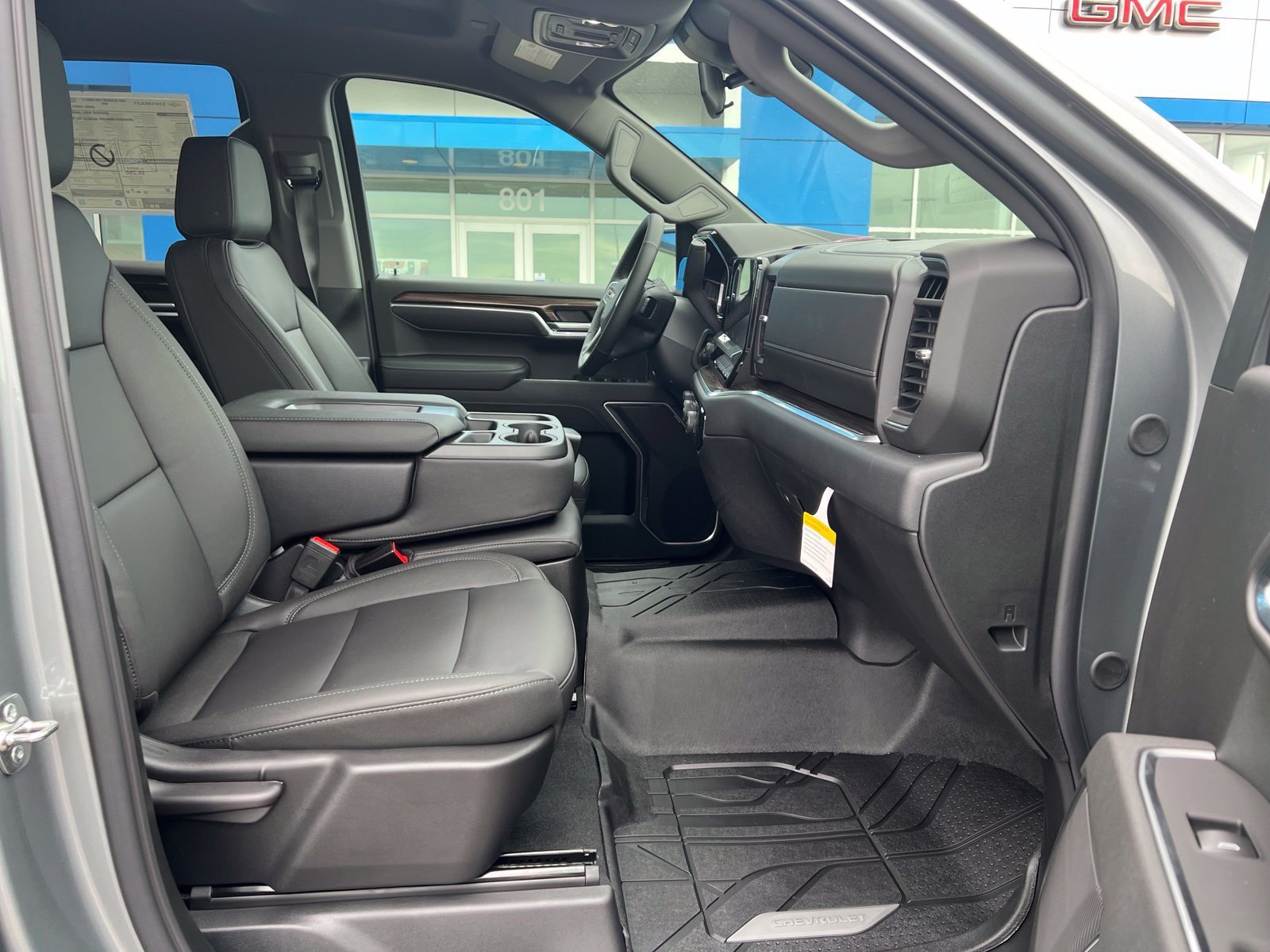 2026 Chevrolet Silverado 1500 LT - Photo 11