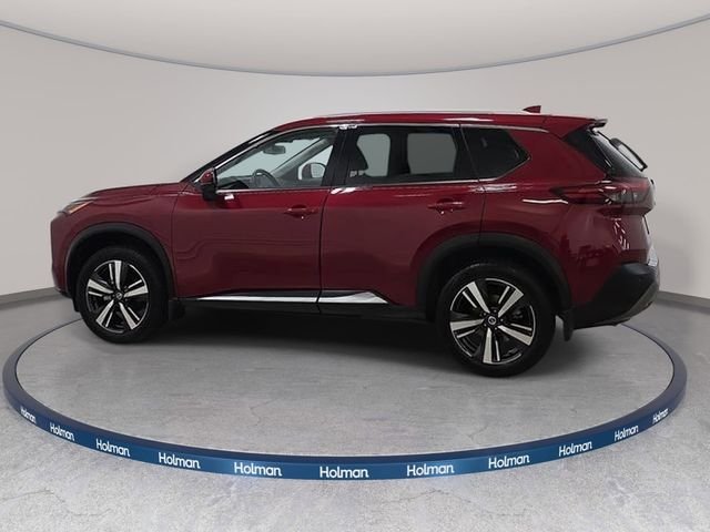 Used 2021 Red Nissan SL image 9