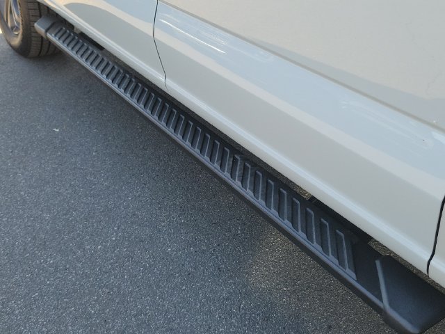 Certified Used 2023 Avalanche Ford XLT image 31