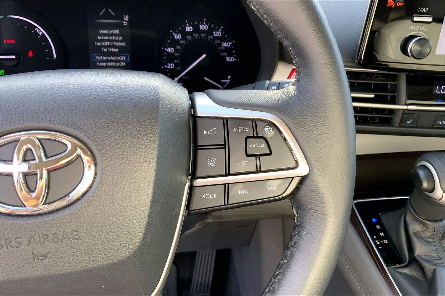 Used 2022 Celestial Silver Metallic Toyota XLE image 24