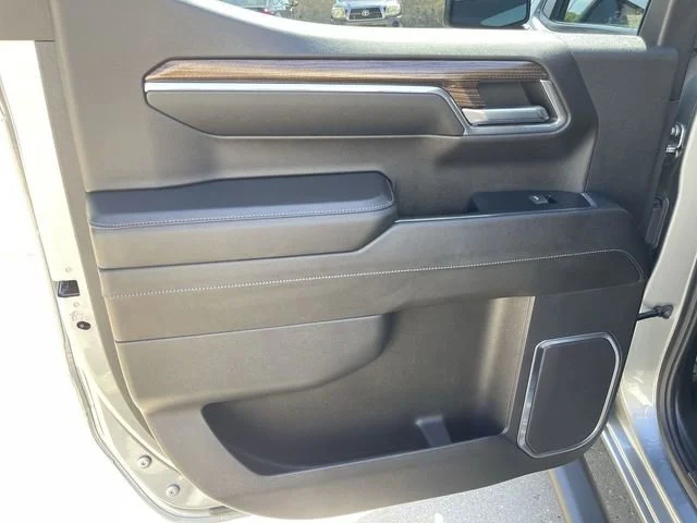 2024 Chevrolet Silverado 1500 RST - Photo 12