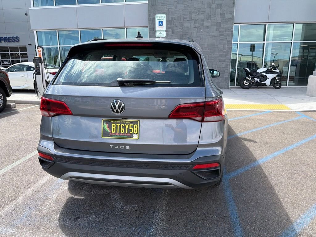 Used 2024 Gray Volkswagen 1.5T S image 6