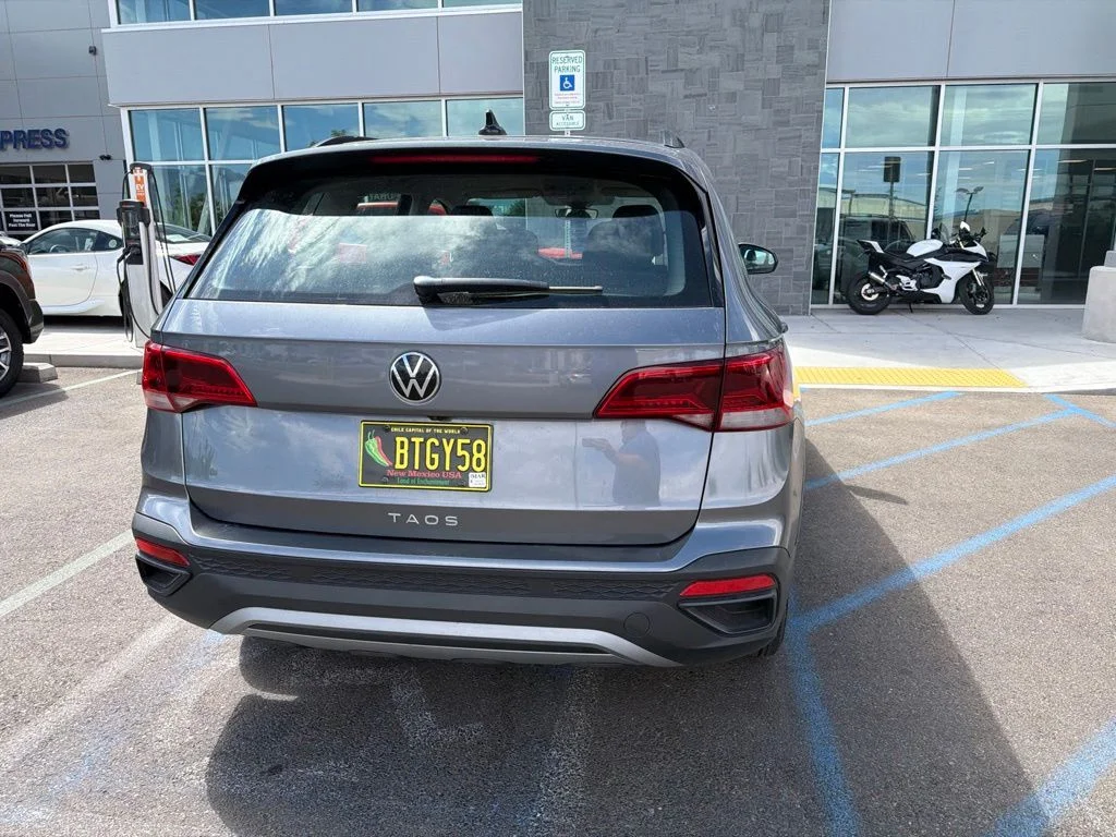 Used 2024 Gray Volkswagen 1.5T S image 6