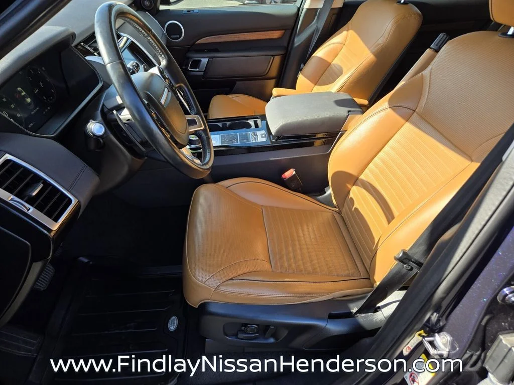 Used 2019  Land Rover HSE image 10