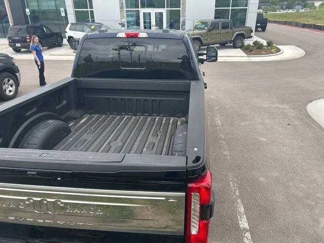 Used 2025 Gray Ford King Ranch image 8