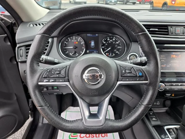 Used 2019 Black Nissan SL image 31