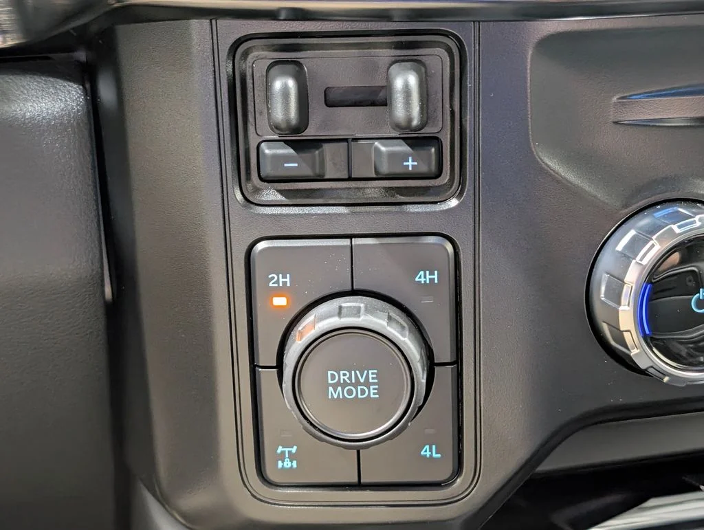 New 2026 Marsh Gray Ford F-250® Lariat® image 7