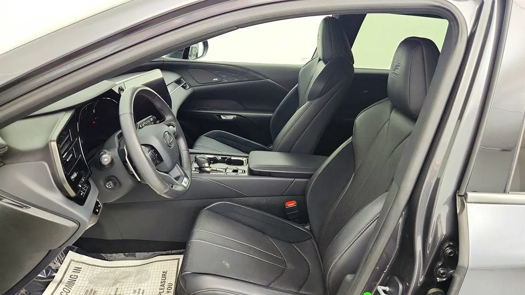 Used 2024 Cloudburst Gray Lexus RX 500h F SPORT Performance AWD w/ Mark Levinson & Pano Roof image 19