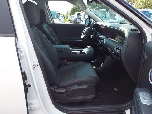 New 2027 White Pearl Hyundai SEL image 15