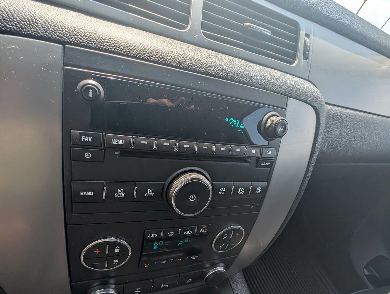Used 2013 Summit White Chevrolet LTZ image 21