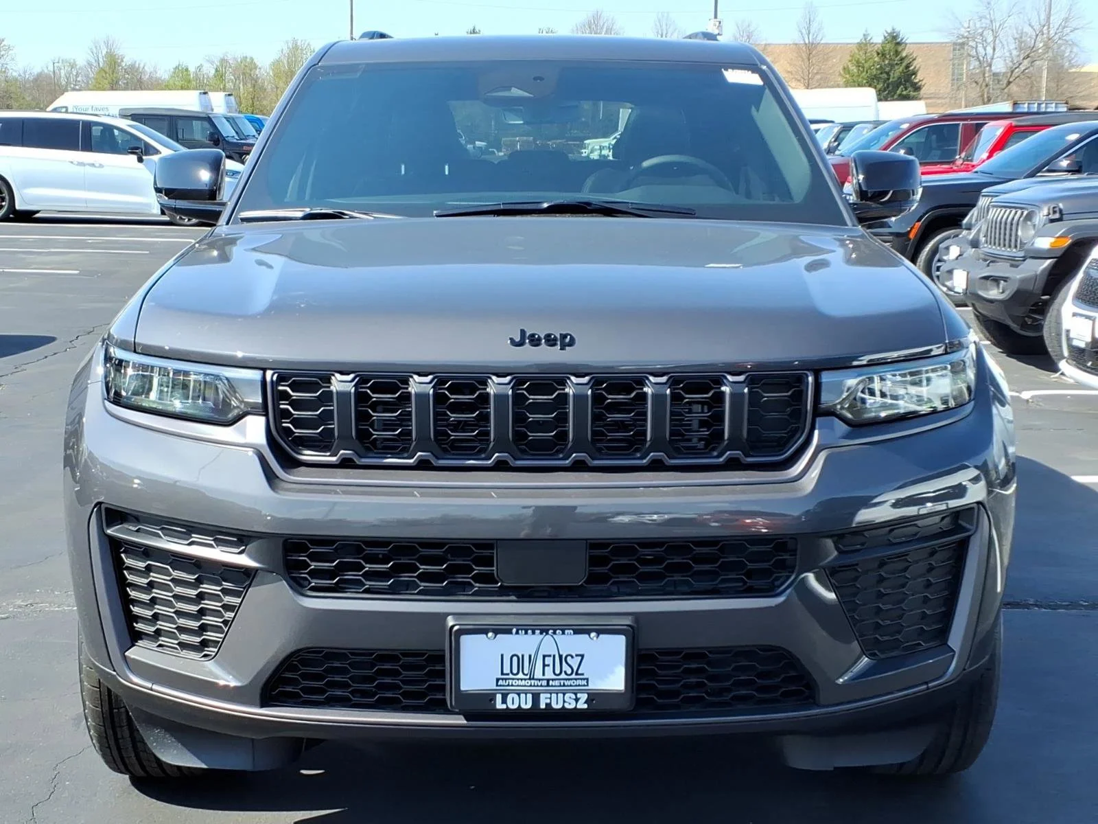 New 2026 Baltic Gray Metallic Clear-Coat Exterior Paint Jeep Altitude image 23