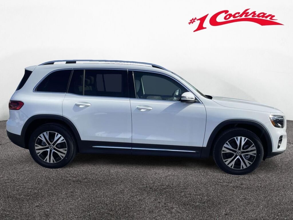 New 2026 Polar White Mercedes-Benz GLB 250 image 6