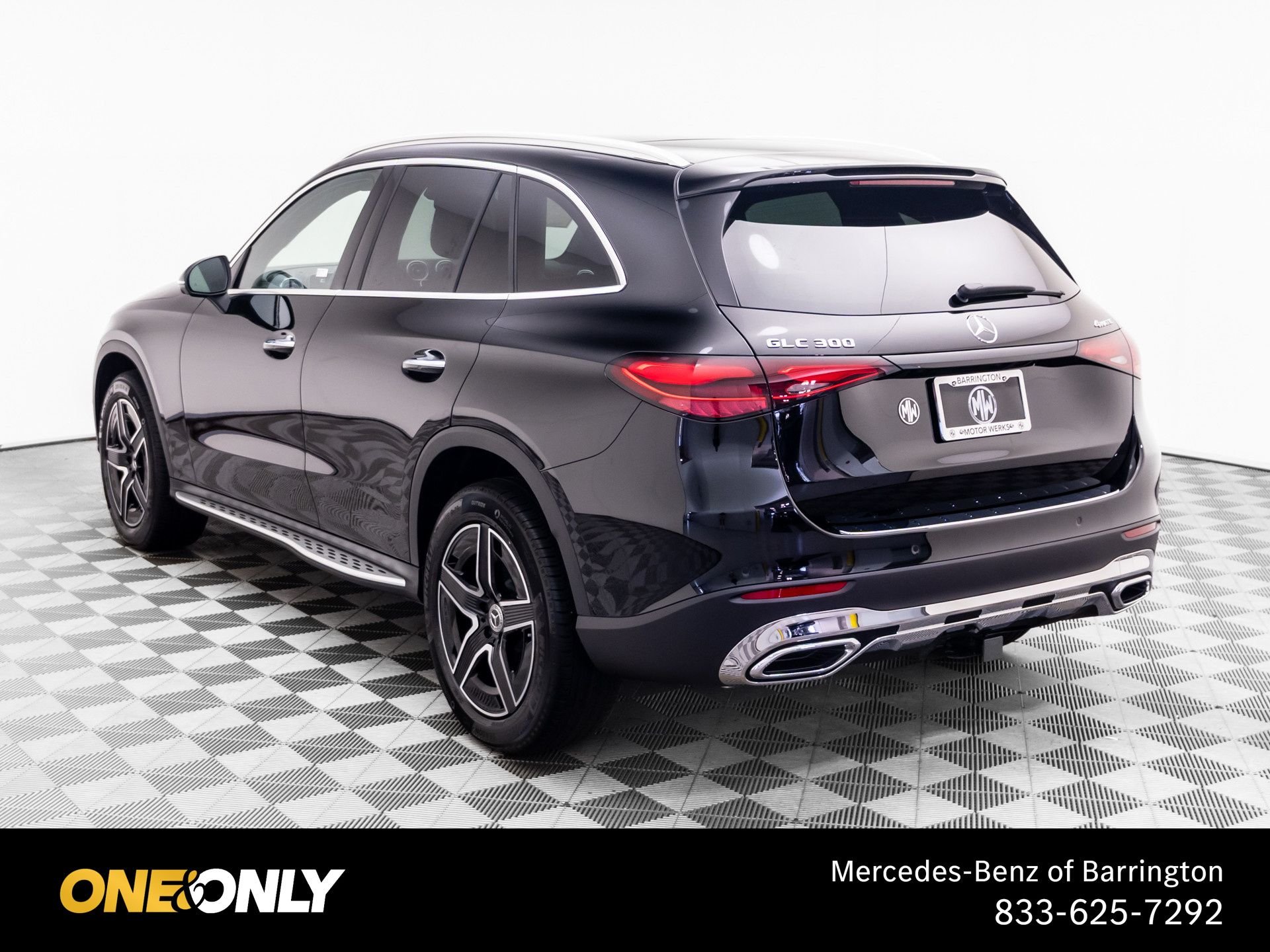 New 2027 Black Mercedes-Benz GLC 300 image 3