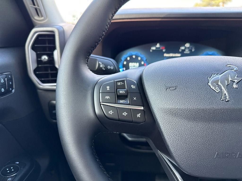 New 2025 Velocity Blue Metallic Ford Outer Banks® image 19
