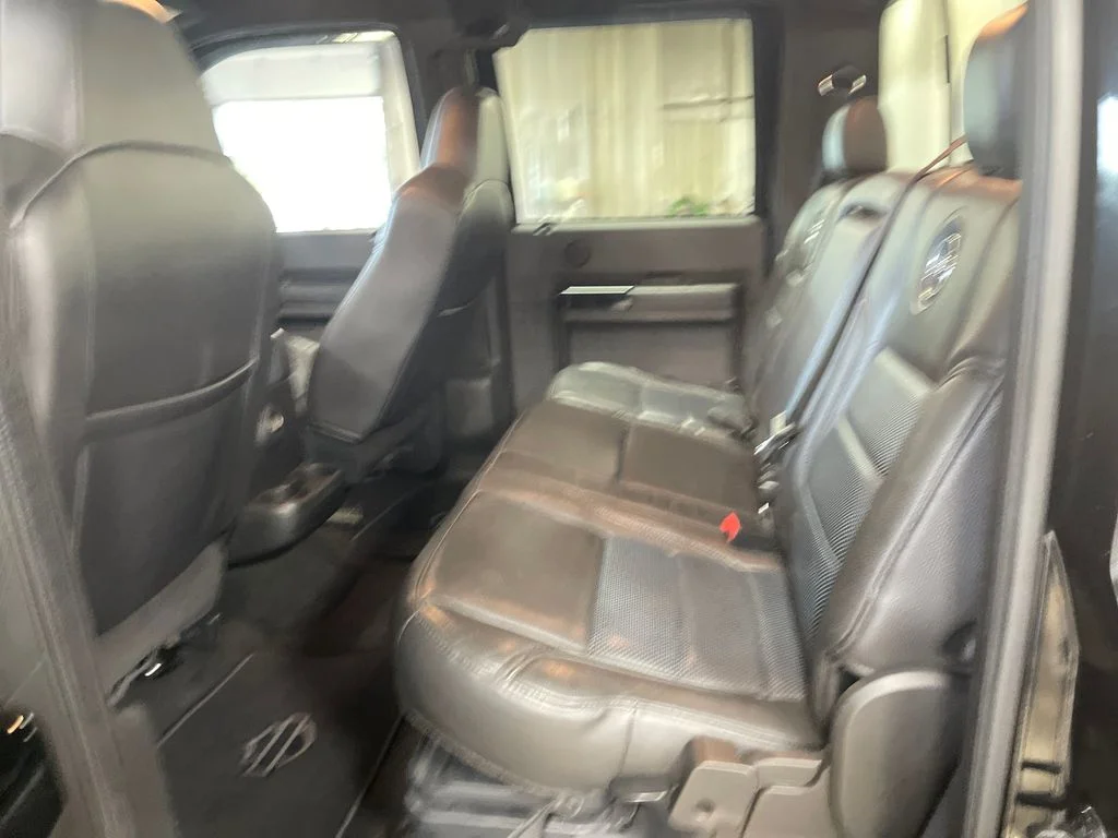 Used 2010  Ford XL image 27