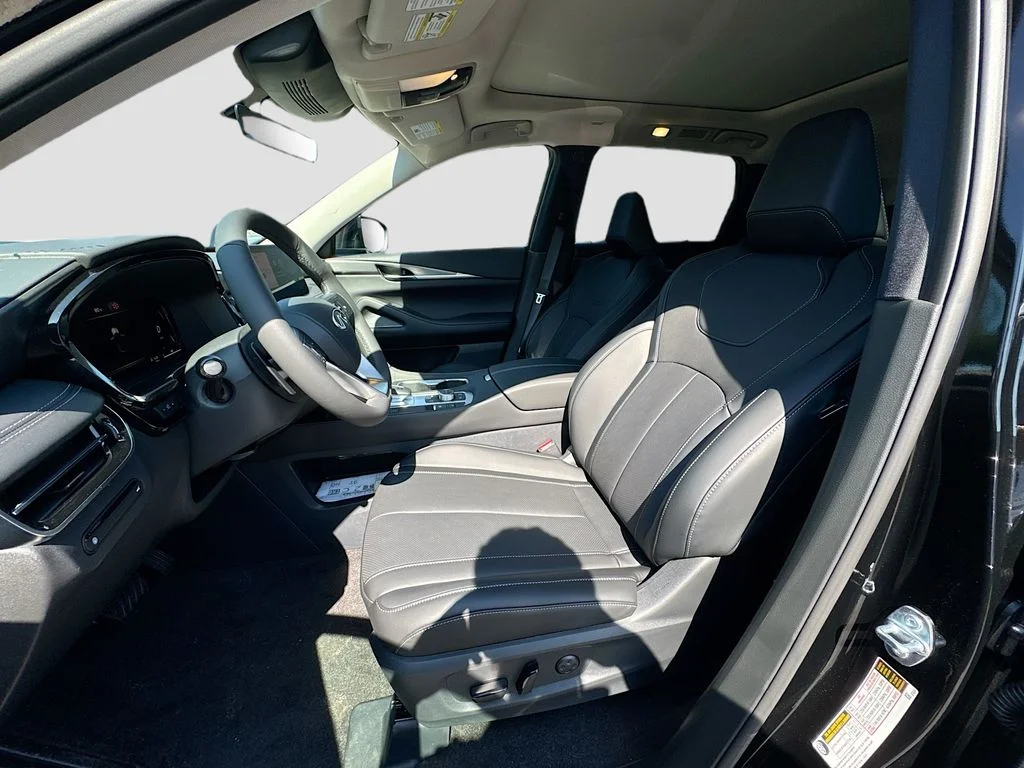 New 2027 BLACK OBSIDIAN INFINITI Pure FWD image 21