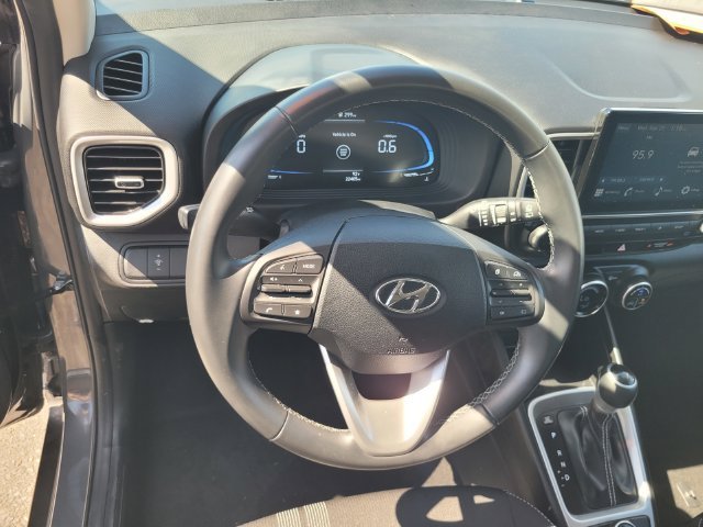 Used 2025 Gray Hyundai SEL image 30