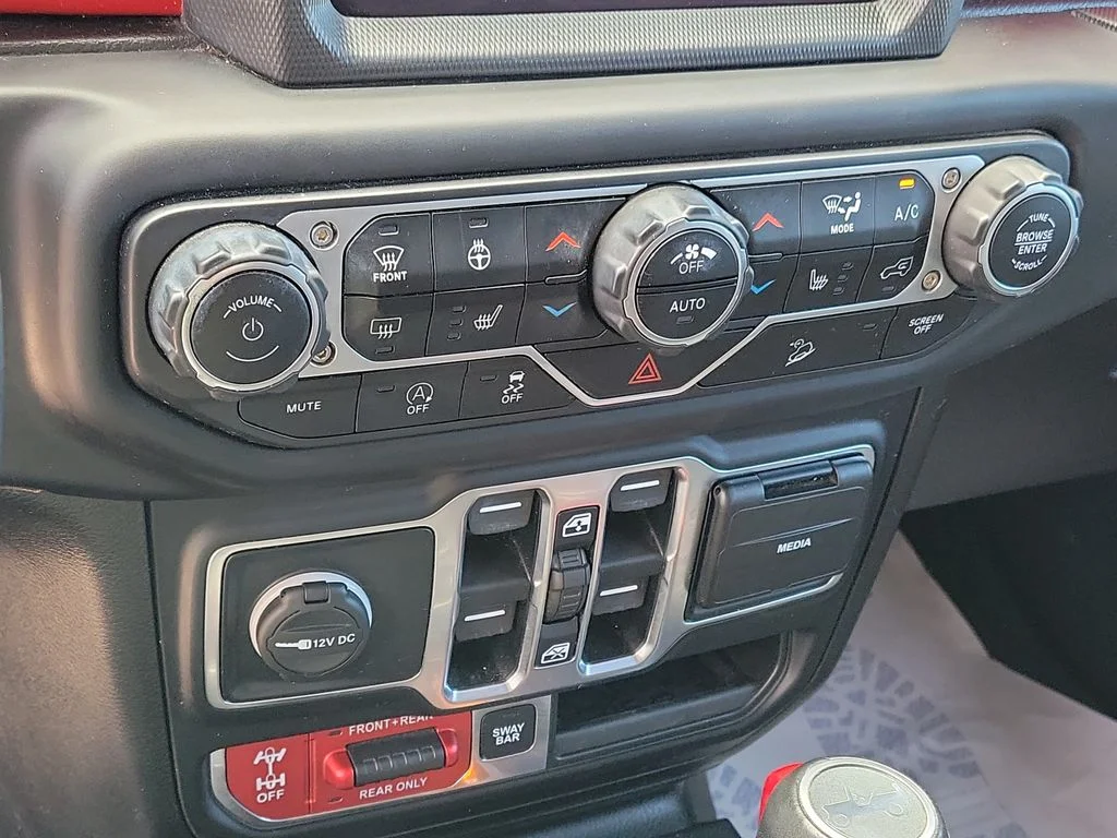 Used 2020 Red Jeep Unlimited Rubicon image 16