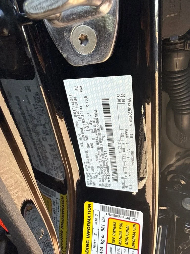 Used 2024  Ford Raptor image 39