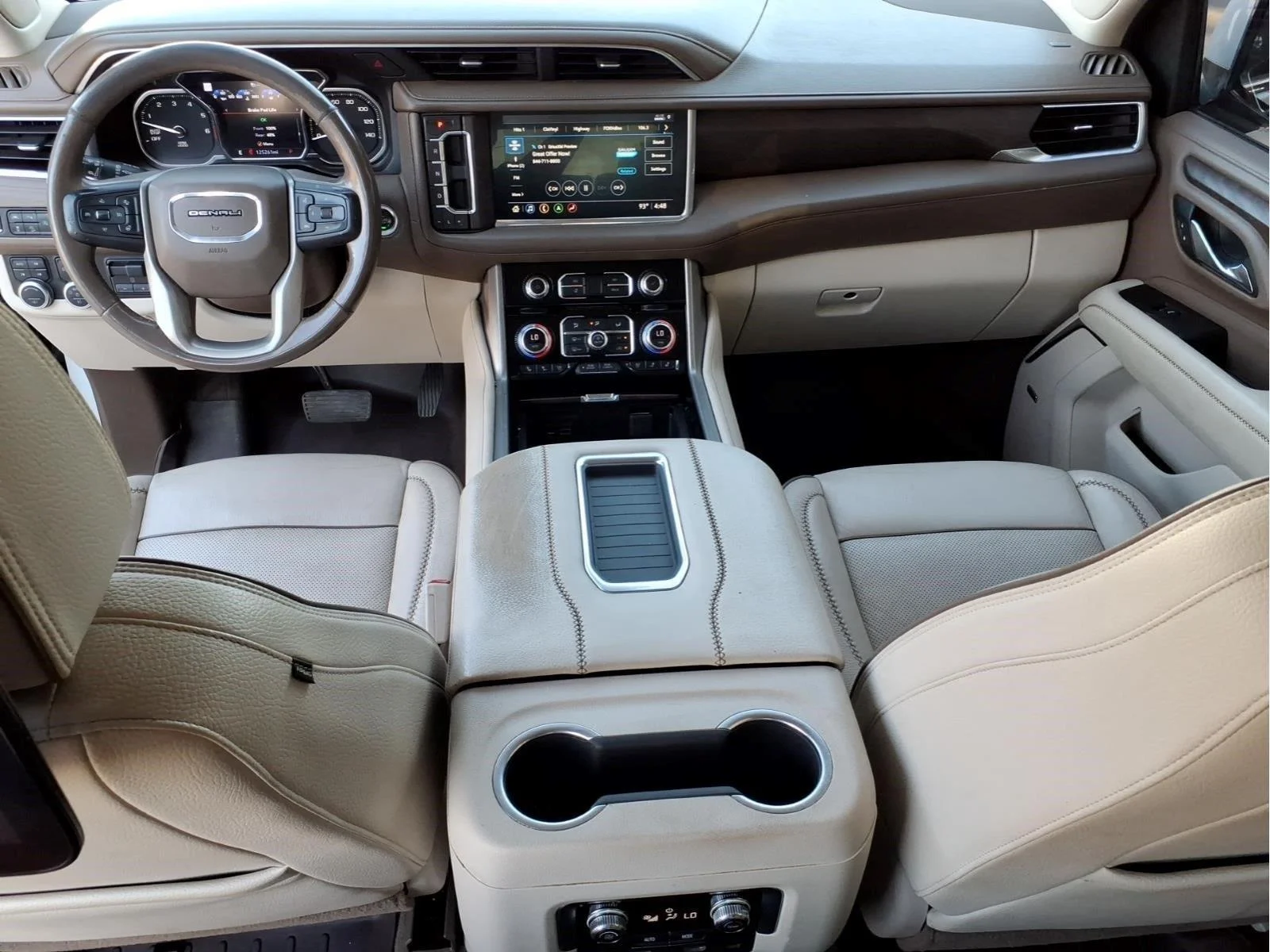 Used 2021 WHITE FROST TRICOAT GMC Denali image 15