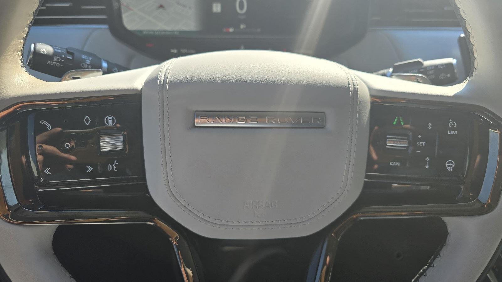Used 2024 Ostuni Pearl White Land Rover P400 Dynamic SE image 18