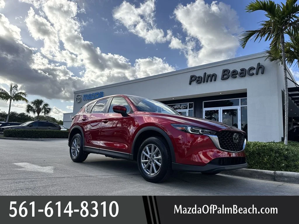 2023 Mazda CX-5 S Preferred package Auto AWD's photo