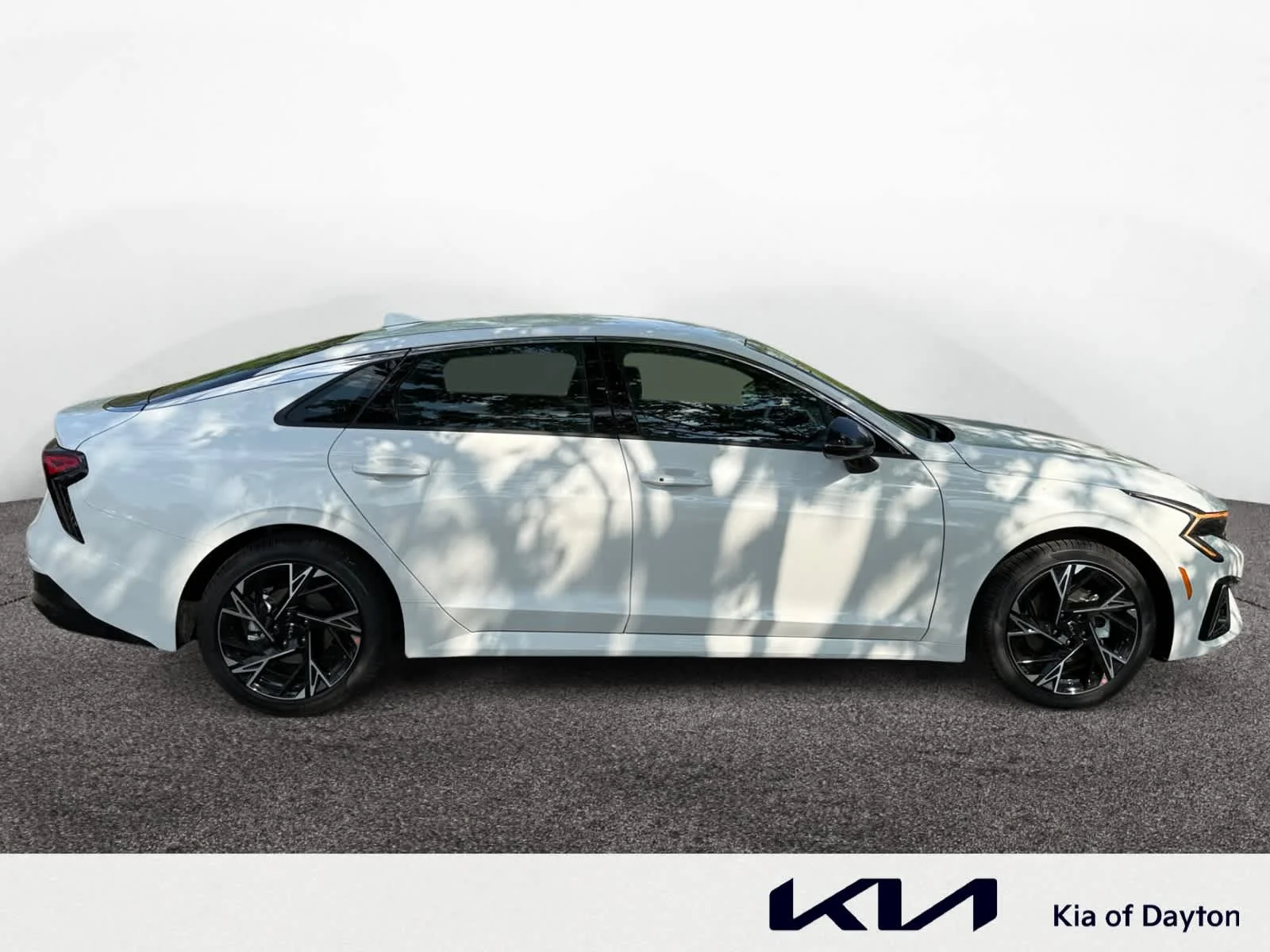 New 2026 Snow White Pearl Kia GT-Line image 4