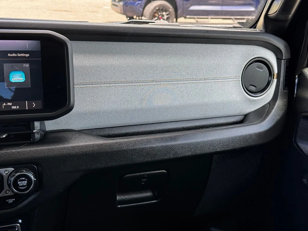 Used 2024 Black Jeep Sport S image 20