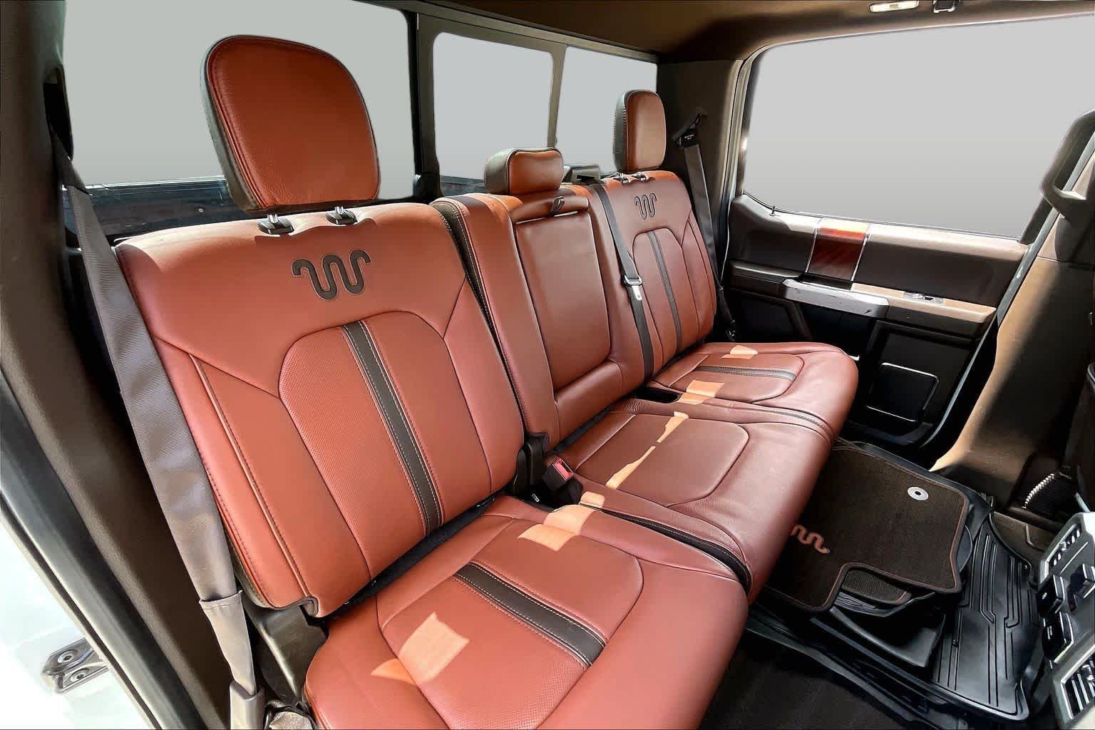 Used 2020 Star White Metallic Tri-Coat/Stone Gray Ford King Ranch image 18
