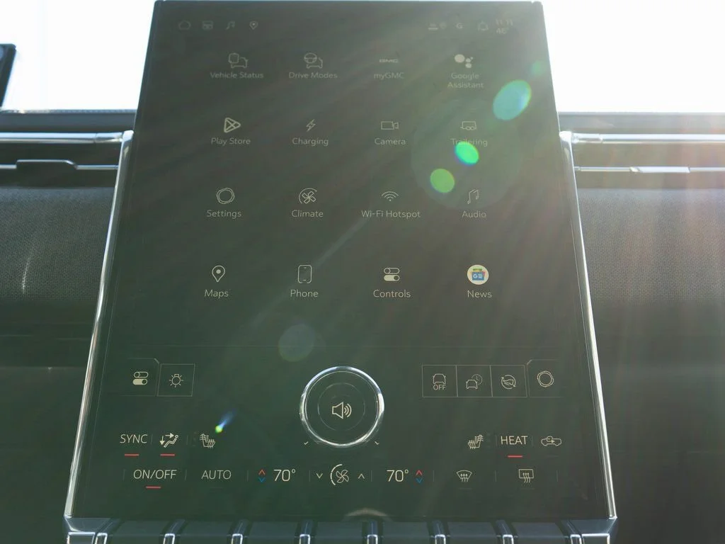 2026 GMC Sierra EV Elevation - Photo 22