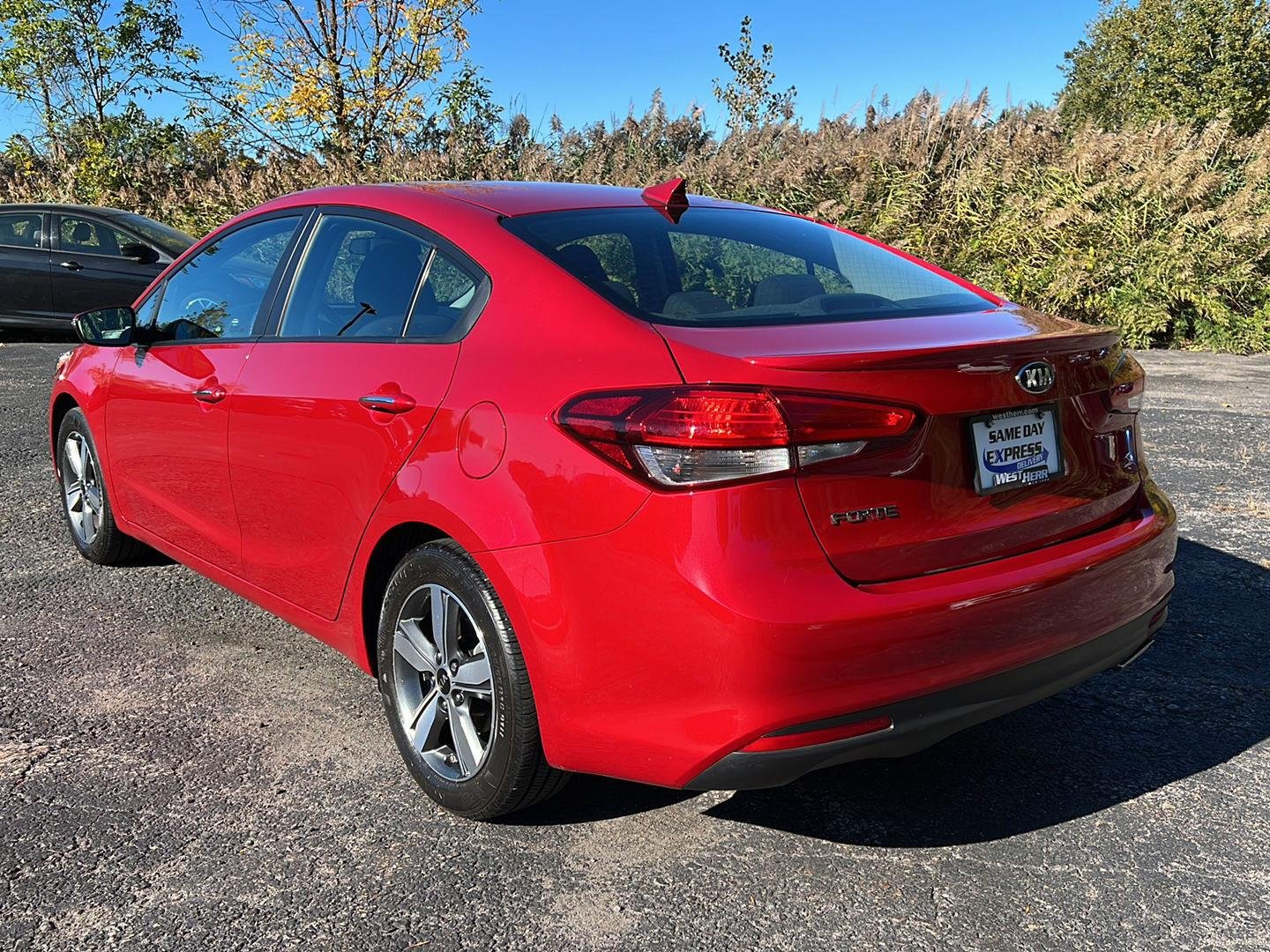 Used 2018 Currant Red Kia S image 3