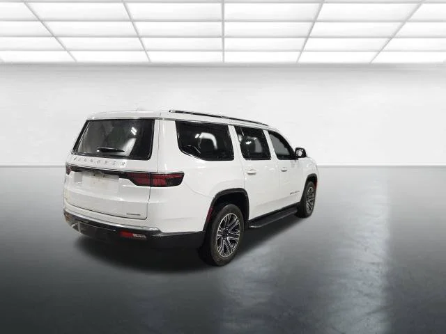 Used 2022 White Jeep Series III image 4