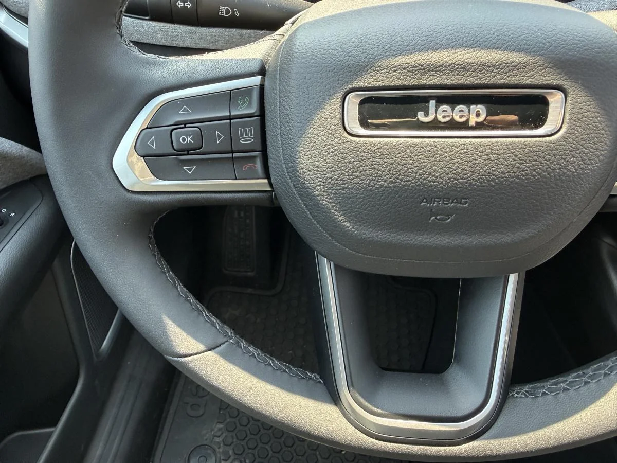 New 2025 Silver Jeep North image 29