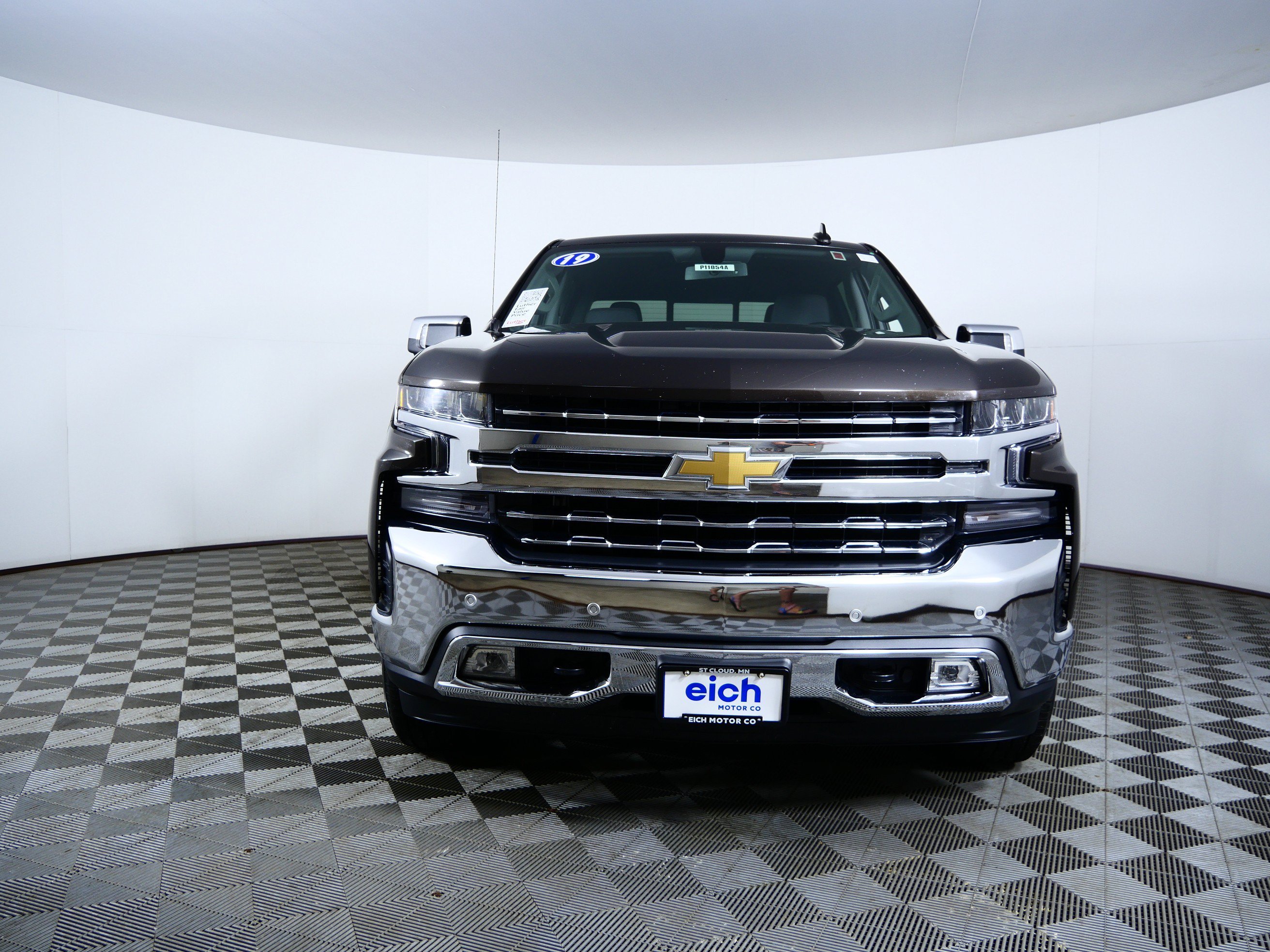 Used 2019 Chevrolet Silverado 1500 LTZ with VIN 3GCUYGED6KG173244 for sale in St. Cloud, Minnesota