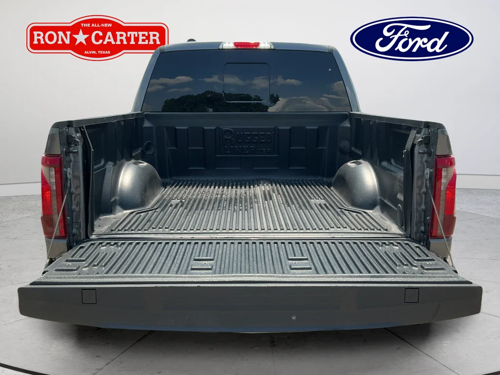 Used 2024 Gray Ford XLT image 21