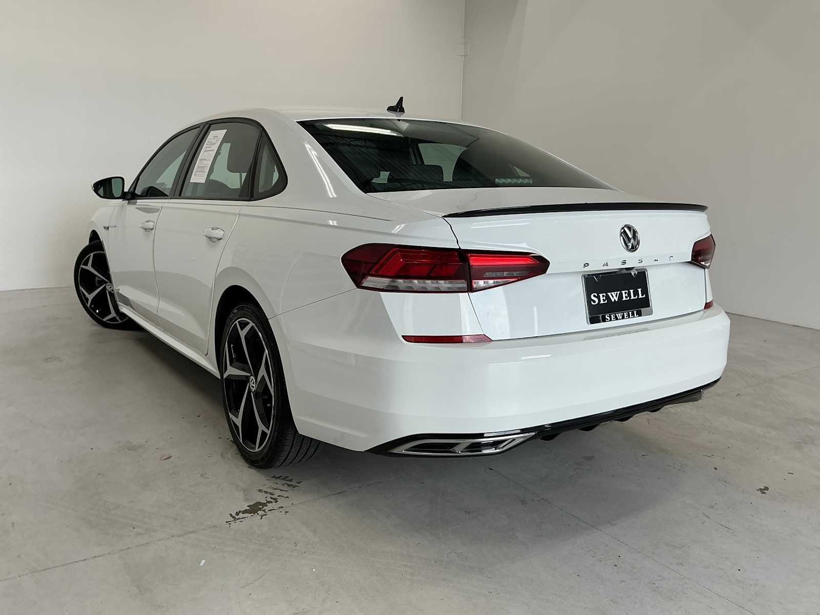Used 2020 Pure White Volkswagen 2.0T R-Line image 6