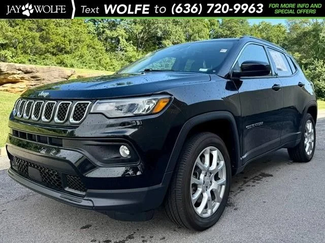 2023 Jeep Compass Latitude Lux