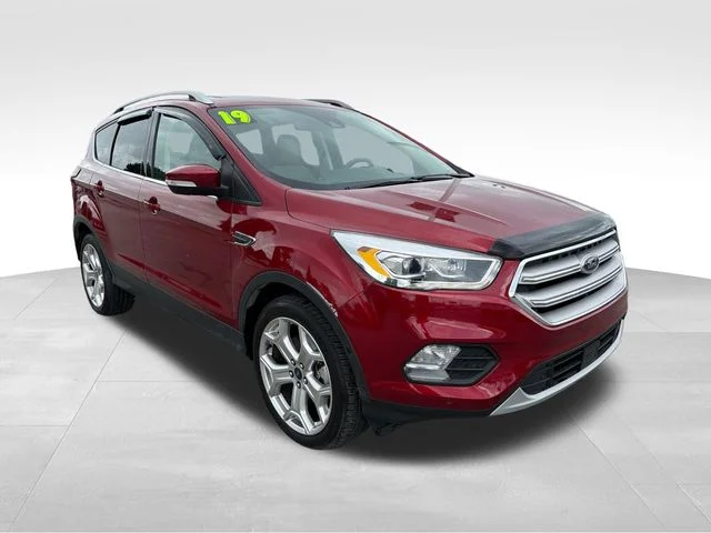 2019 Ford Escape Titanium 4WD's photo