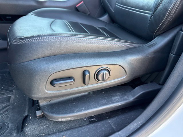 2024 GMC Terrain Denali - Photo 28