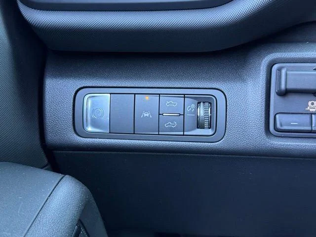 2026 Chevrolet Silverado EV LT - Photo 22