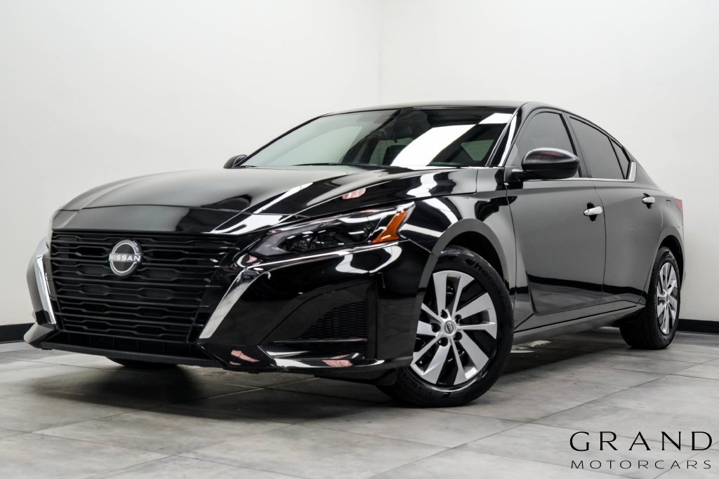 2025 Nissan Altima S