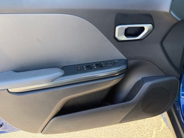 Used 2025 Blue Kia LXS image 14