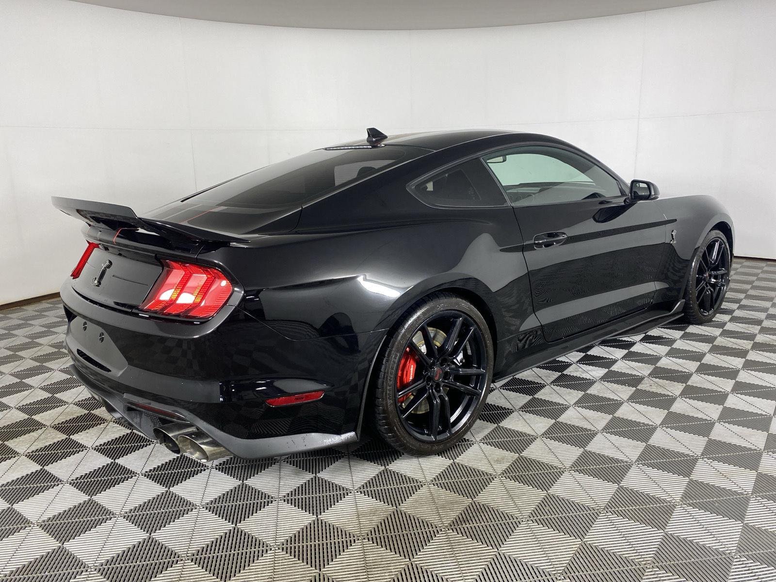 Used 2021 Shadow Black Ford  image 10