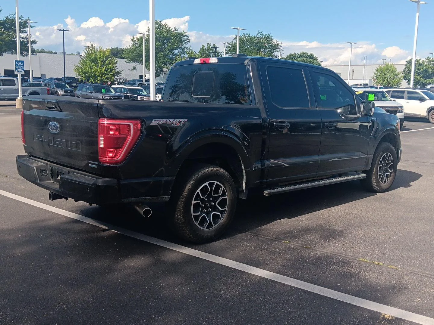 Used 2023 Agate Black Ford XLT image 4